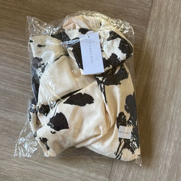 Charcoal Zaya Maxi Dress (Noir Bloom) Size 12 NWT in packaging - Picture 7 of 8